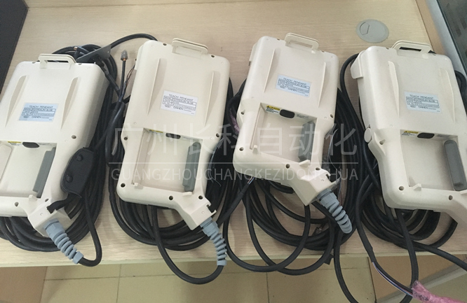 OTC焊接機器人示教器FDWLTPDSJN-3 OTC焊接機器人示教器FDTPDSJN-3L08